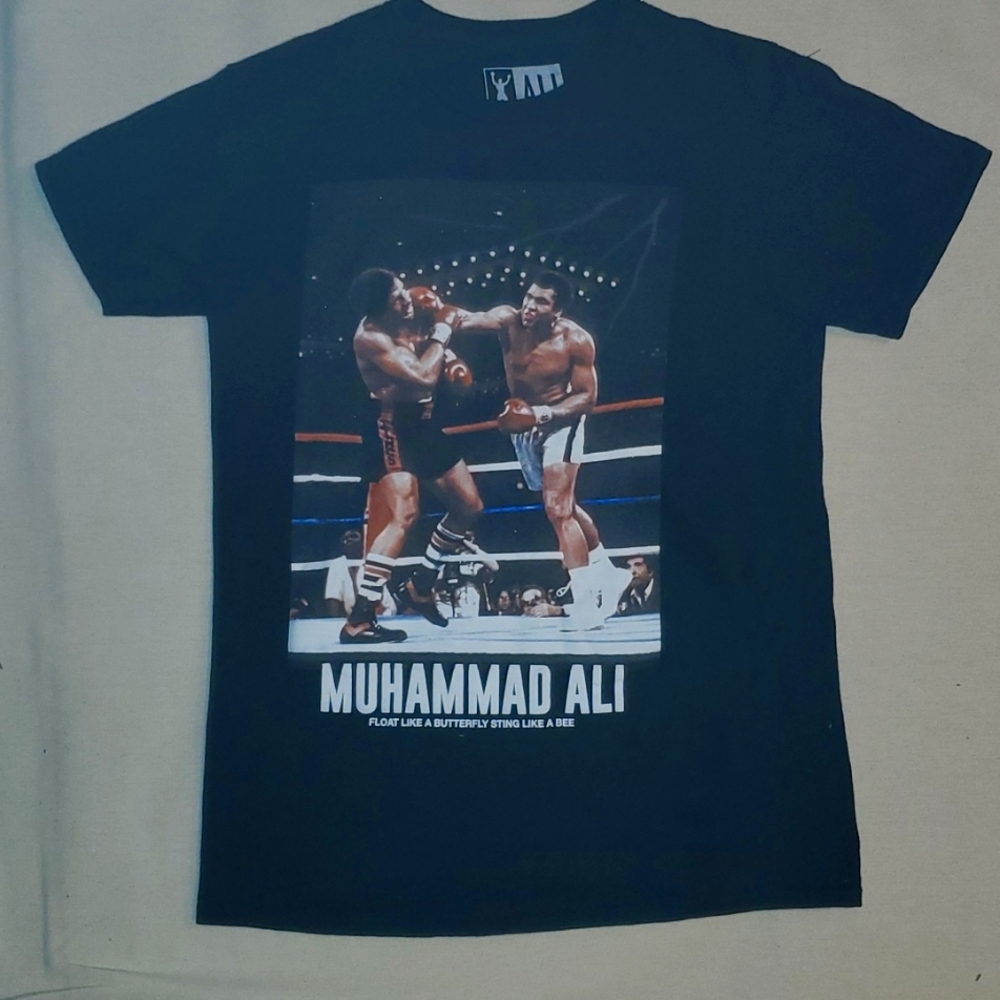 Muhammad Ali mens graphic tee